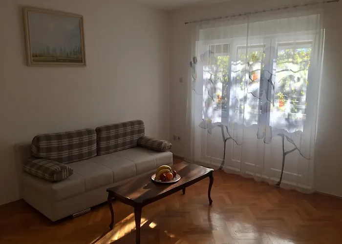 Apartment Stipe
